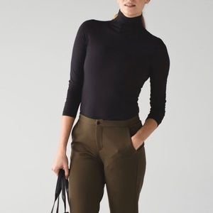 Lululemon Layer Me Turtleneck Long Sleeve Top
